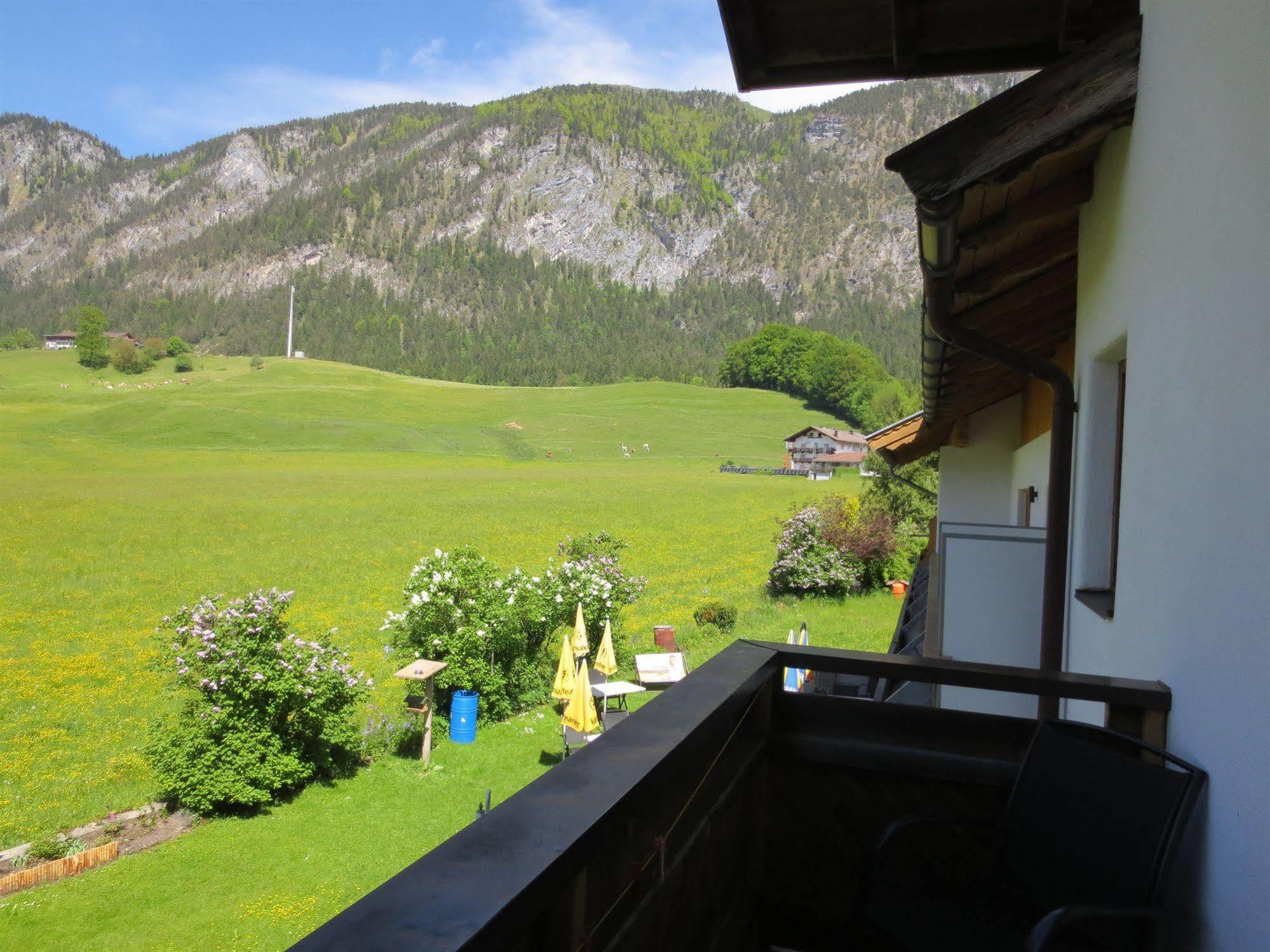 Hotel Kraftquelle Schlossblick Angerberg  エクステリア 写真